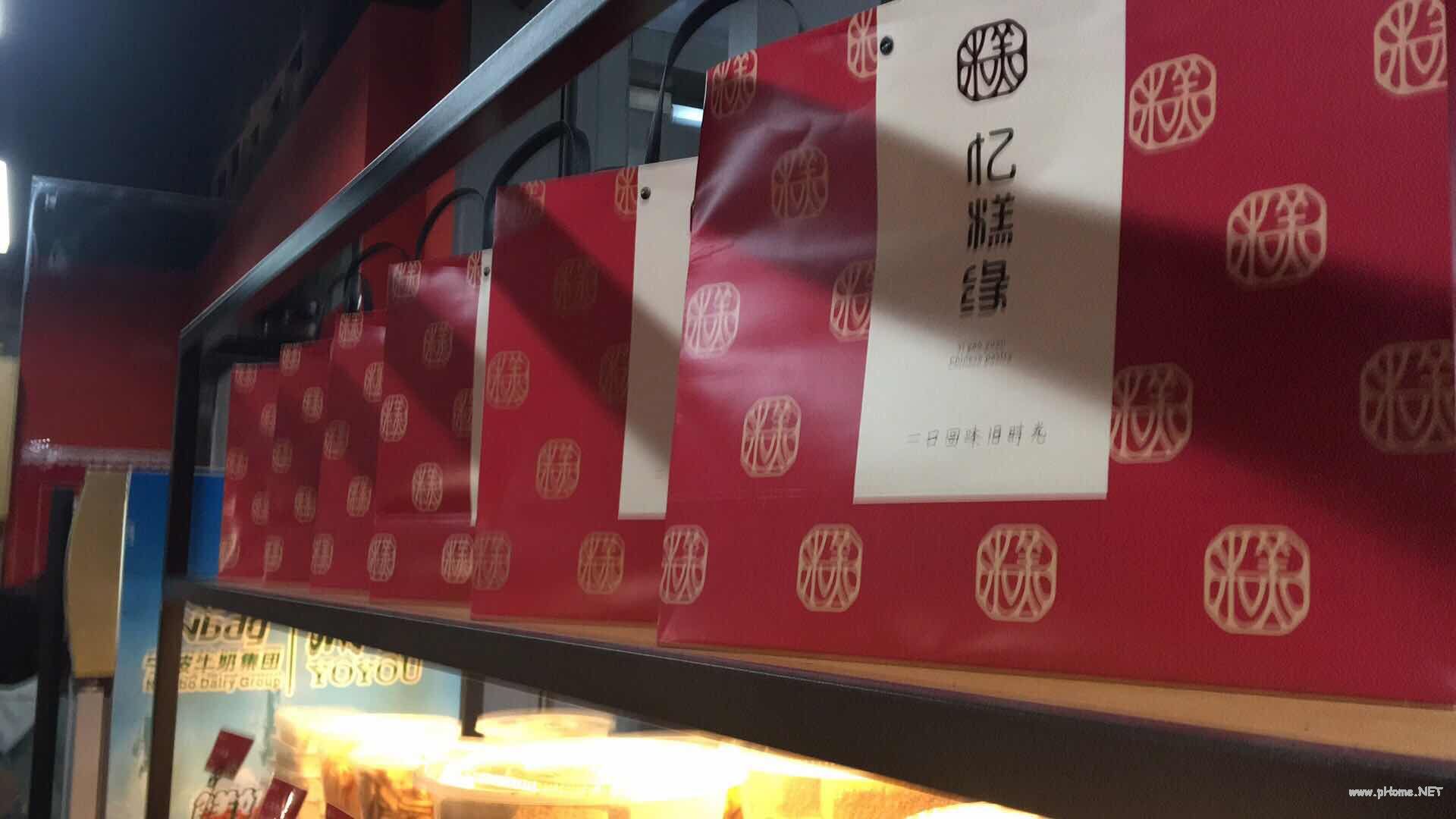 \ \